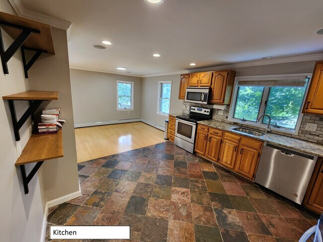 Foto del edificio - 68 Peach Orchard Rd