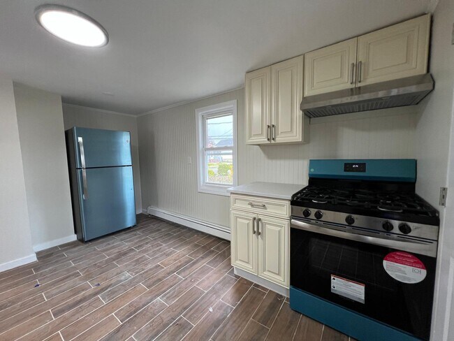Foto del edificio - 1052 Cornwell Ave