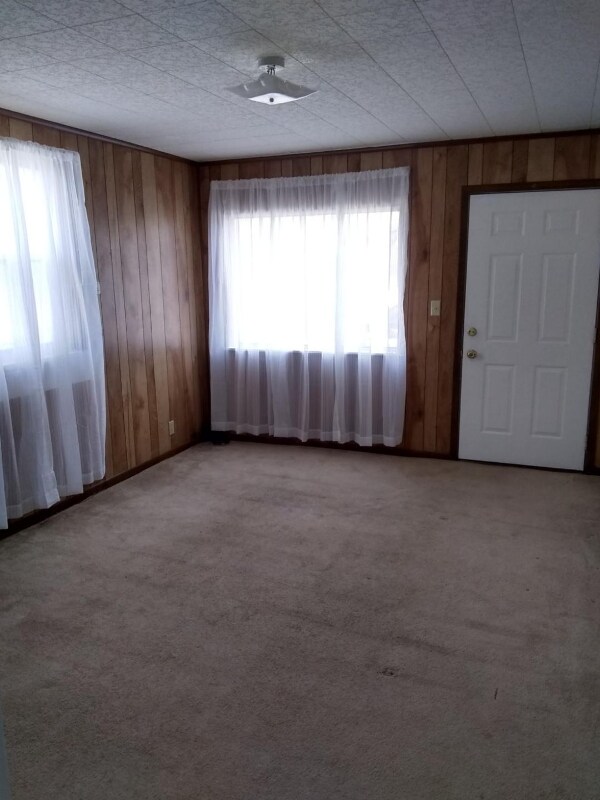 Building Photo - 1500 Greenbrier St