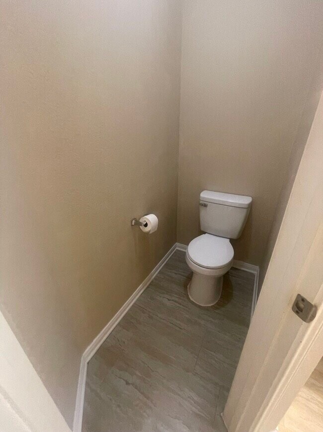 Building Photo - 4907 Chase Stone Dr