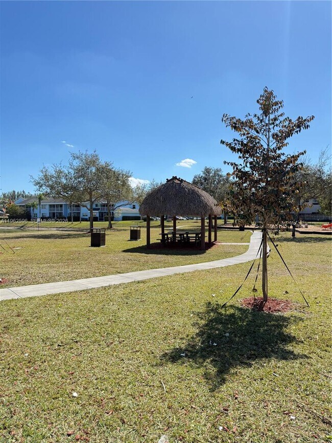 Foto del edificio - 2223 SE 23rd Ave