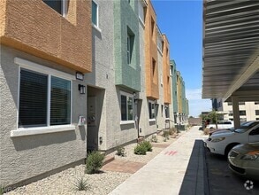 Building Photo - 9166 Orange Horizon Ave