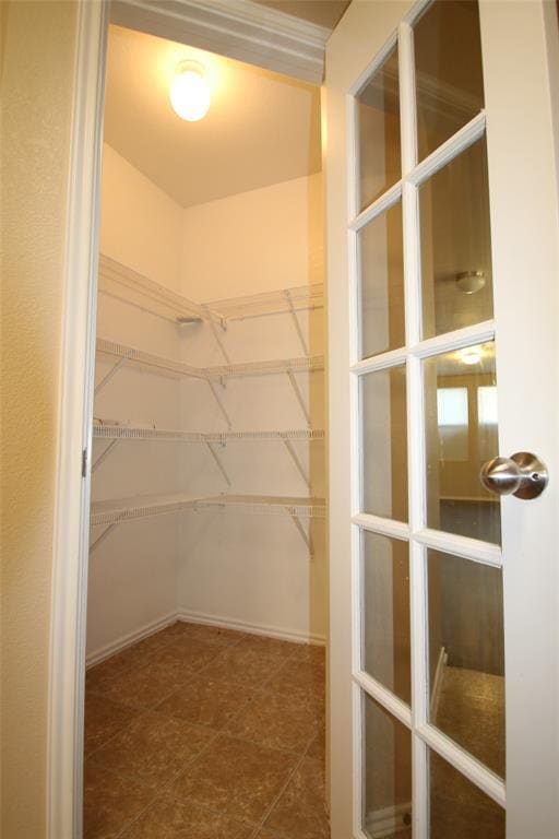 Building Photo - 9012 Troy Dr