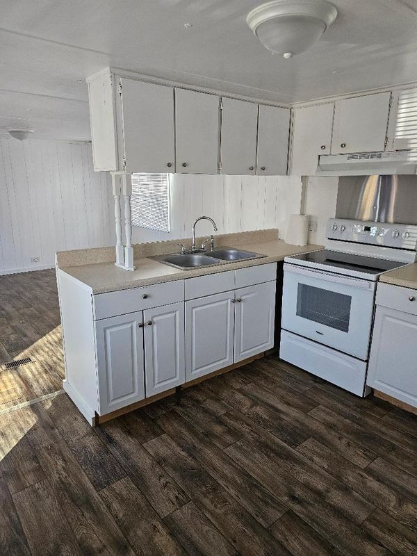 Foto del edificio - 5003 Timber Ln