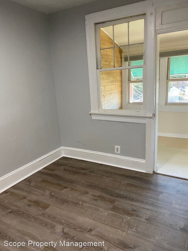 Building Photo - 5 br, 2 bath House - 1667 Rosedale Street NE