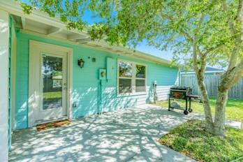 Building Photo - 117 Tarpon Ave