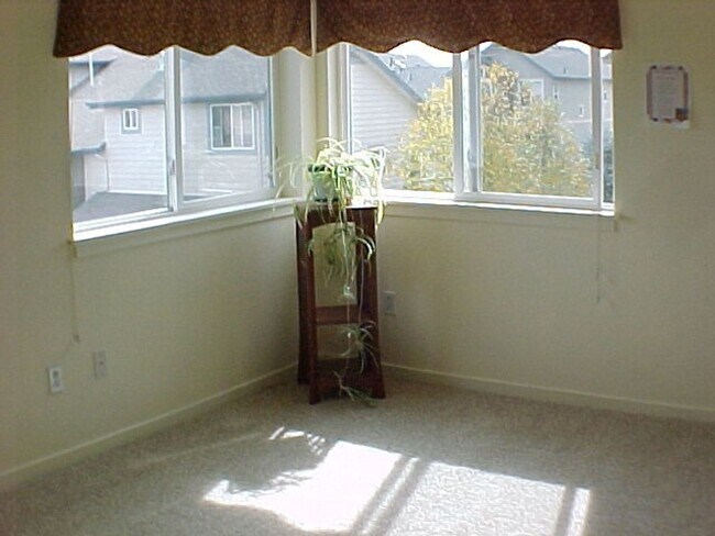 Foto del edificio - Indian Peaks Rowhouse w/attached garage
