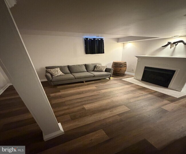 Foto del edificio - 3728 Swetland Dr