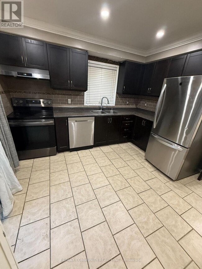 Building Photo - 12 Caruso Dr