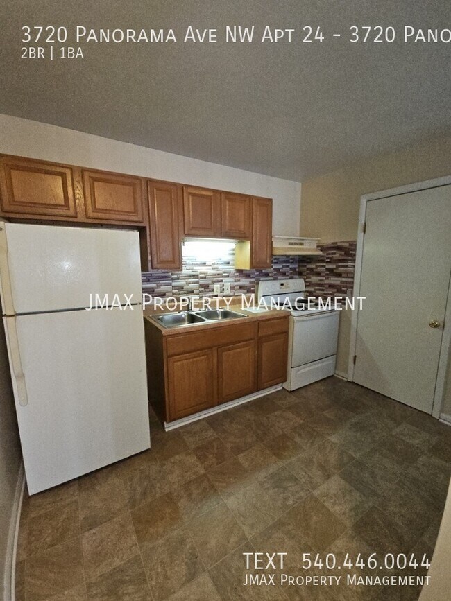 Foto del edificio - 3720 Panorama Ave NW