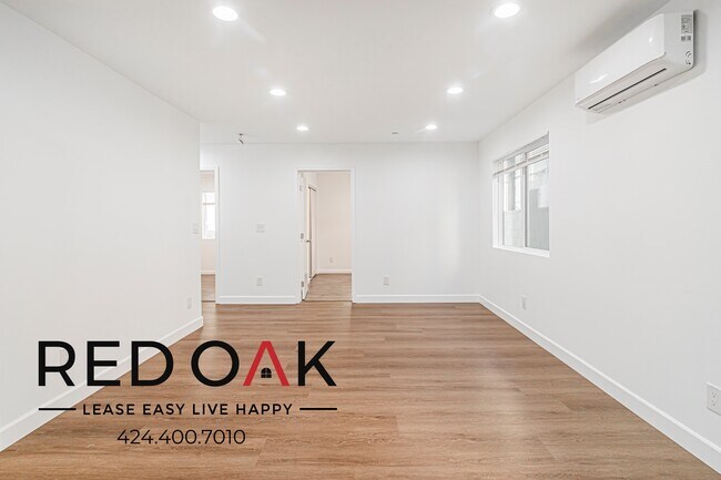 Building Photo - 649 W 92nd St