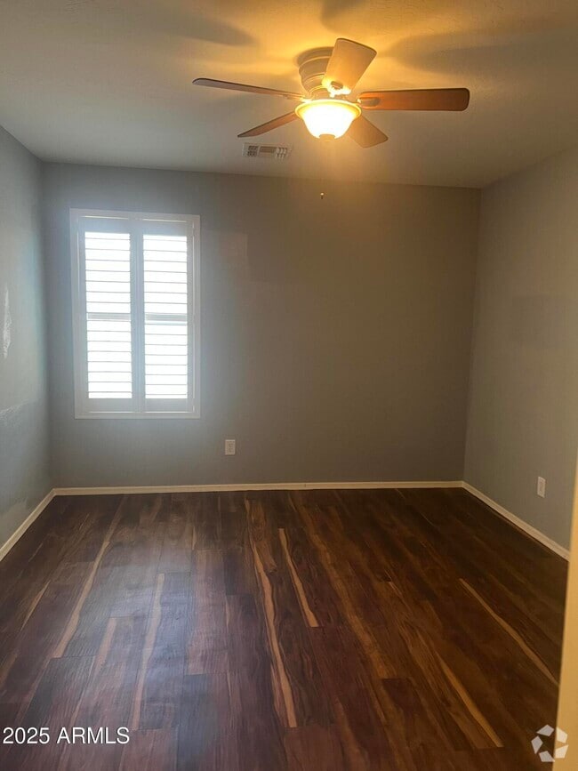 Building Photo - 35282 N Shorthorn Trail