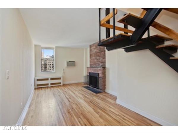 Building Photo - 320 E 20th St