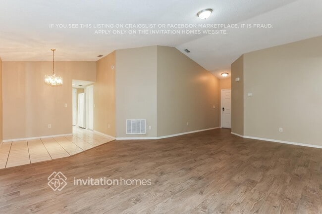 Foto del edificio - 1517 Kestrel Way