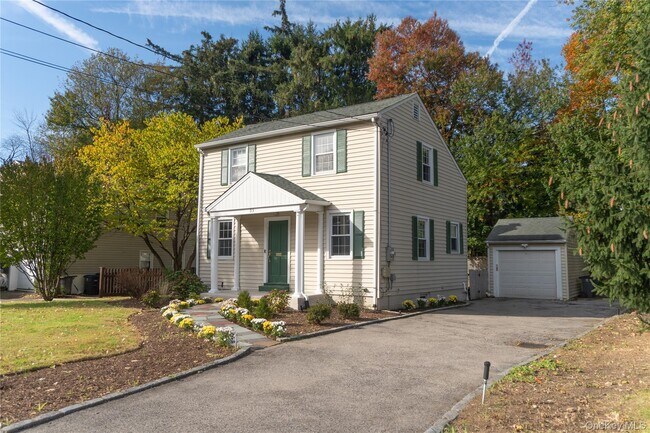 Foto del edificio - 93 Beverly Rd