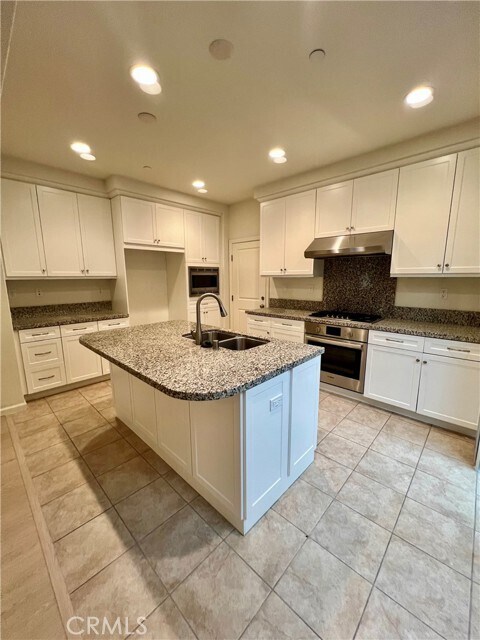 Building Photo - 110 Waterleaf