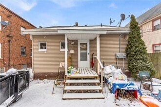 Building Photo - 3746 W 140th St