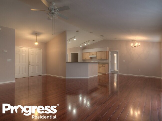 Foto del edificio - 859 Summer Glen Dr