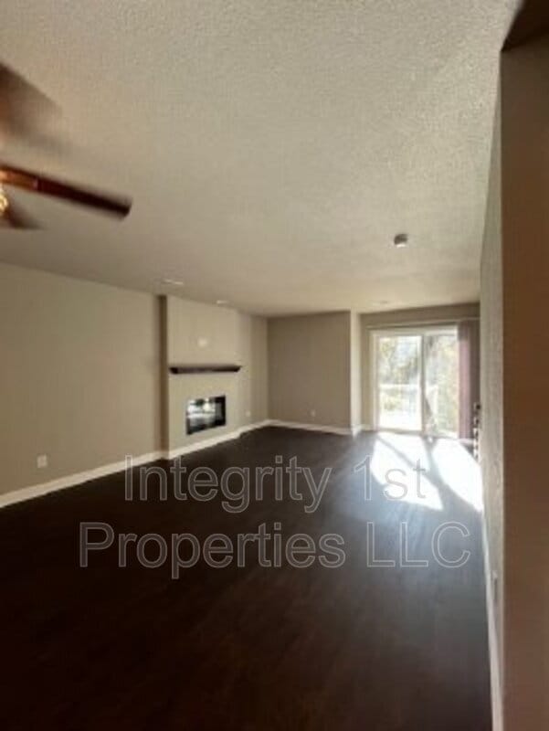 Building Photo - 6294 NE 44th St
