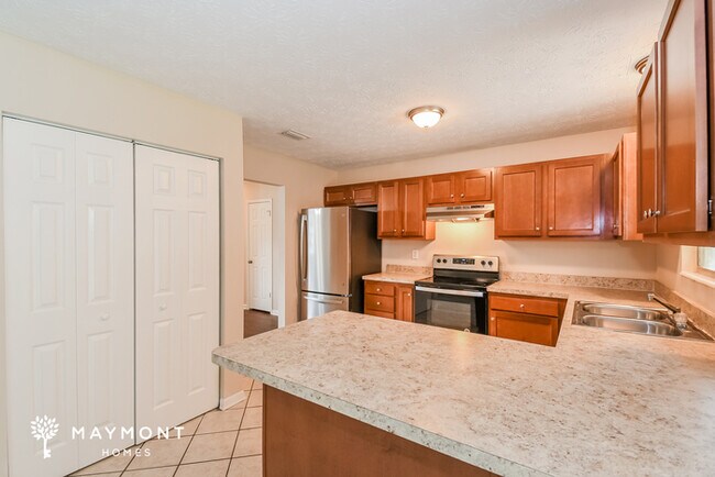 Building Photo - 11042 Bacall Rd W