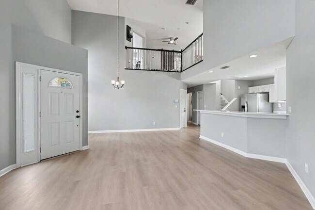 Building Photo - 6600 Gentle Ben Cir