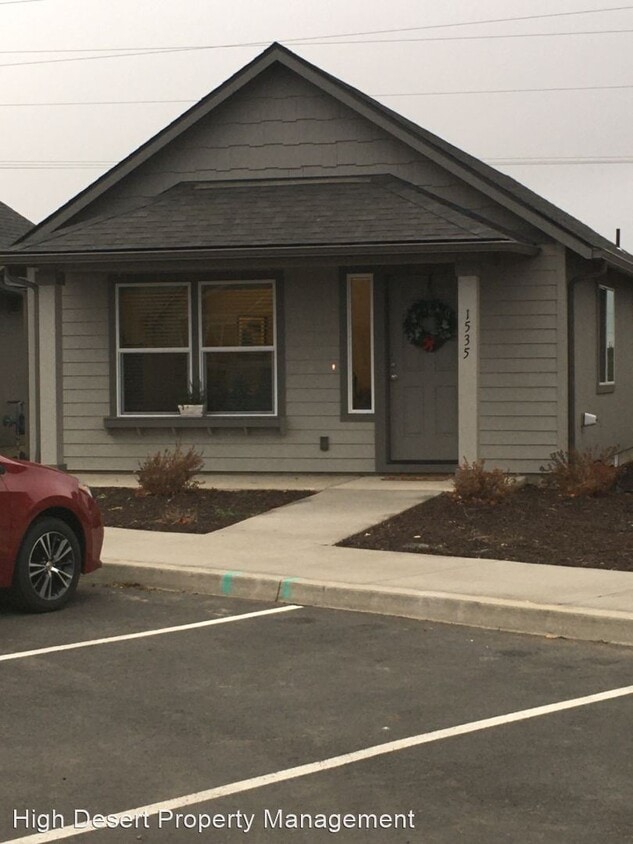 1535 SW 36th Loop, Redmond, OR 97756 House Rental in Redmond, OR