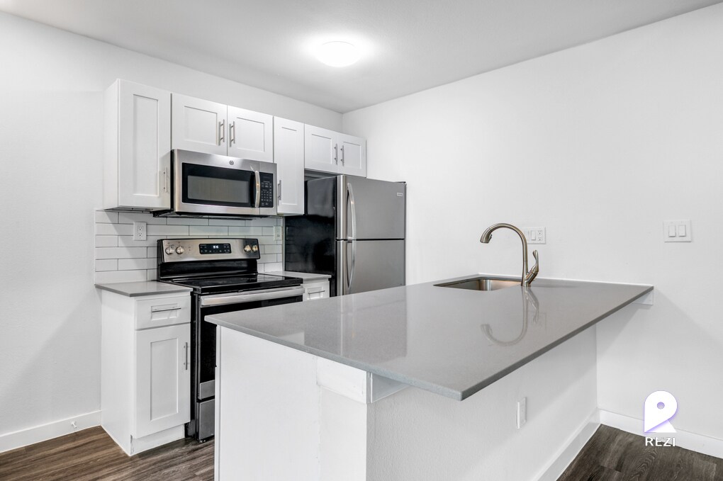 Foto principal - 1800 Patton Ln