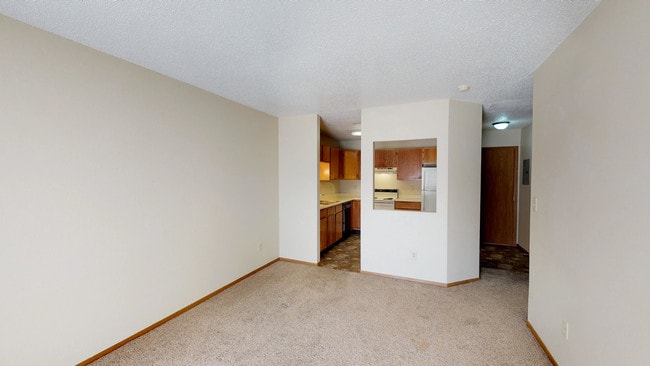Building Photo - Oakwood Estates