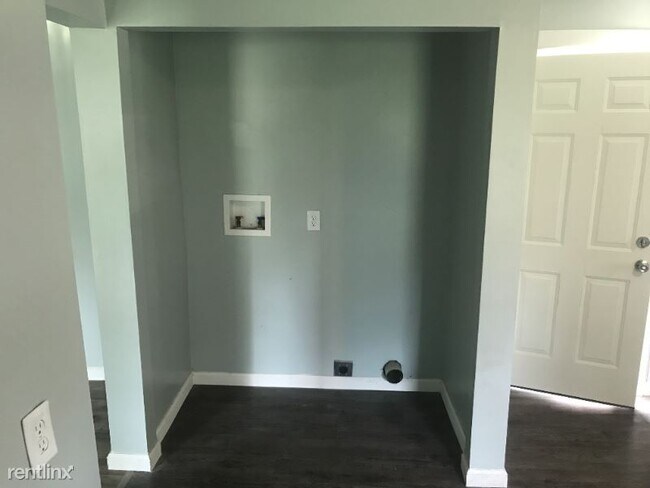 Foto del edificio - 3 br, 1 bath House - 216 High St, Somerset KY