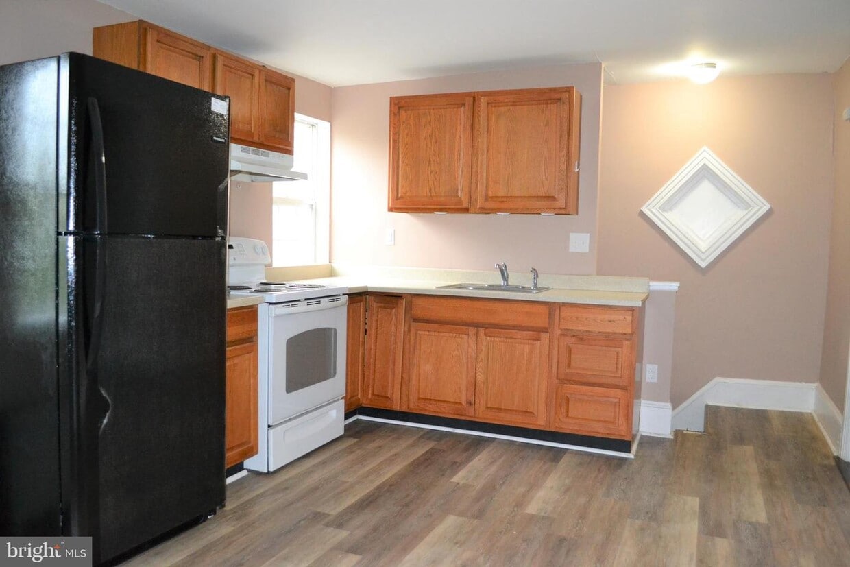 33 N Main St, Spring City, PA 19475 House Rental in Spring City, PA