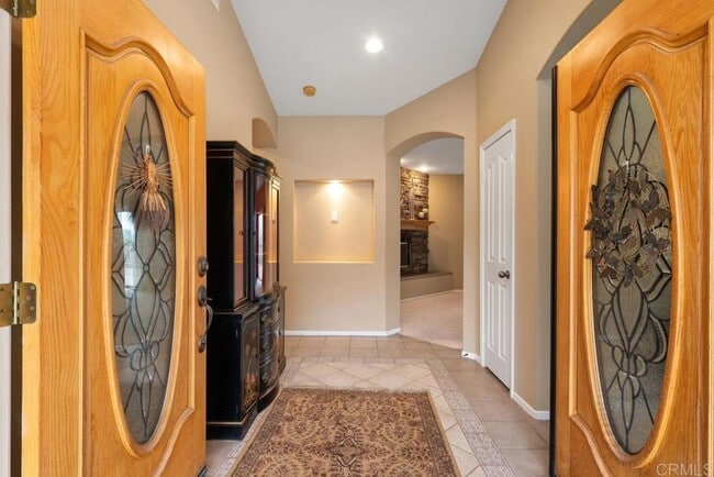 Building Photo - BEAUTIFUL 4BR/3BA home in SINGING HILLS VI...