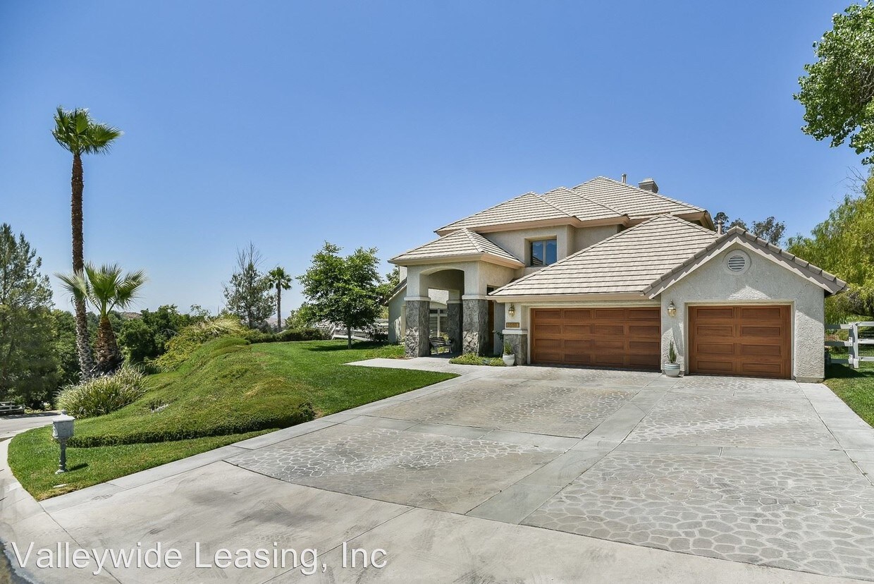 Foto principal - 15531 Live Oak Springs Canyon Rd