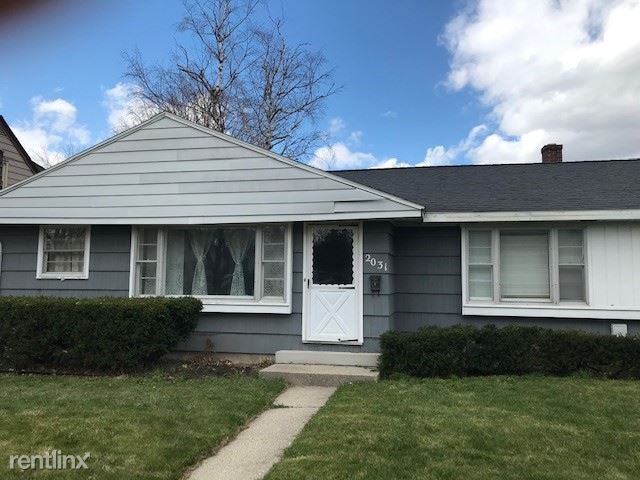 Foto principal - 2 br, 1 bath Apartment - 2031 Brenner Street