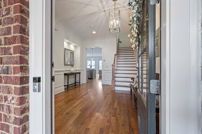 Building Photo - 12603 Itaska Walk