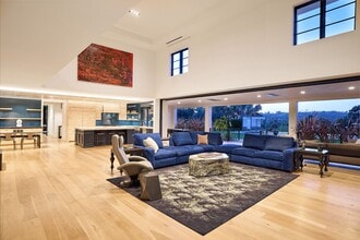 Building Photo - 4773 El Mirlo