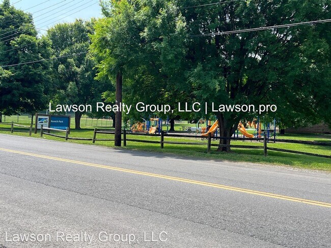 Building Photo - 2 br, 1 bath House - 2131 Roanoke Ave., SW