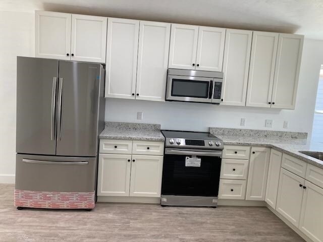 Building Photo - 5262 Montejo Dr