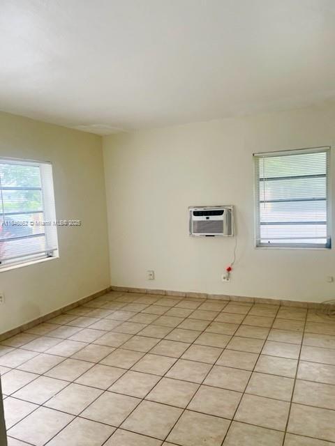 Foto principal - 910 Douglas Rd