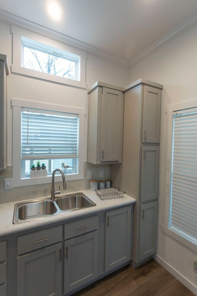 Foto del edificio - 17750 Hwy 155 S