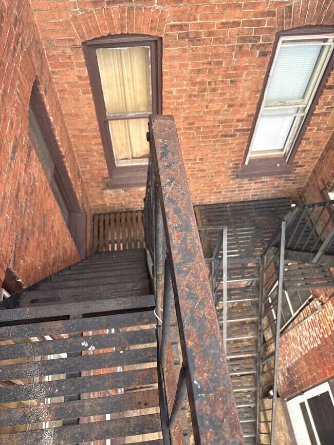 Building Photo - 1 Bed/1Bath Apartment-York City SD