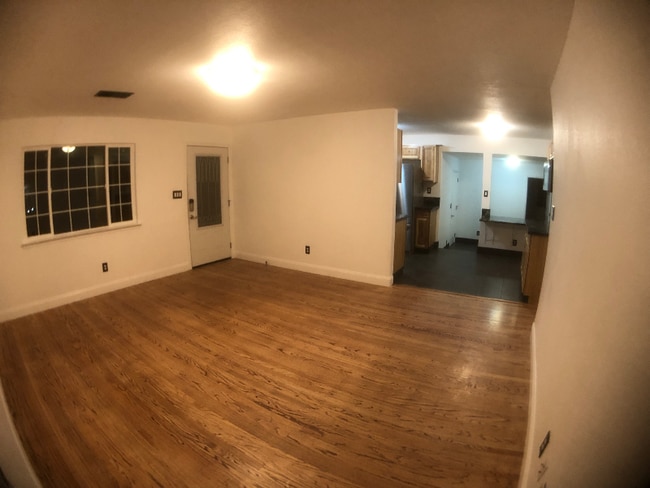 Building Photo - 1405 Cypress Ln
