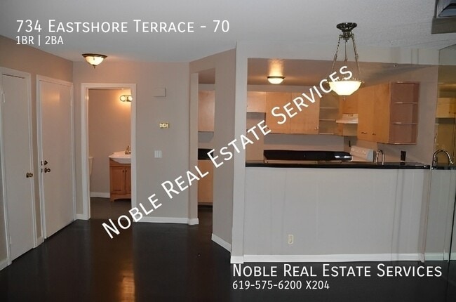 Building Photo - 734 Eastshore Terrace