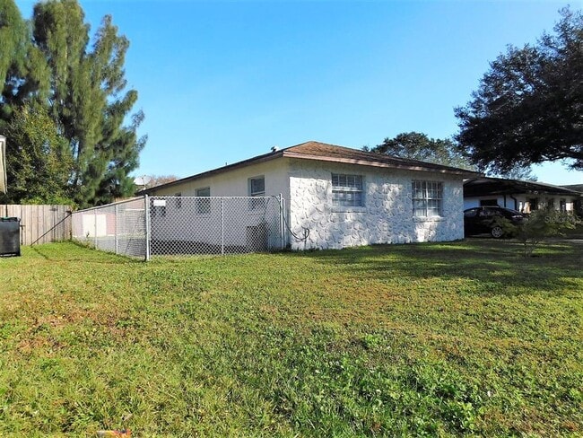Building Photo - 8151 Troxler Dr