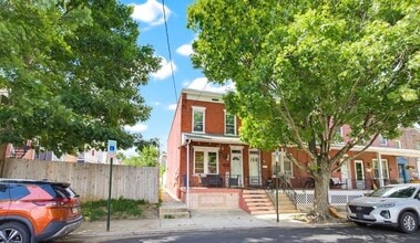 Building Photo - 413 Hamilton St