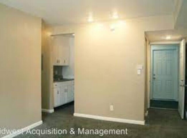 Foto del edificio - 475 W Grand Ave