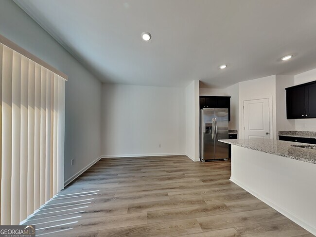 Foto del edificio - 2472 Lennox Rd SE