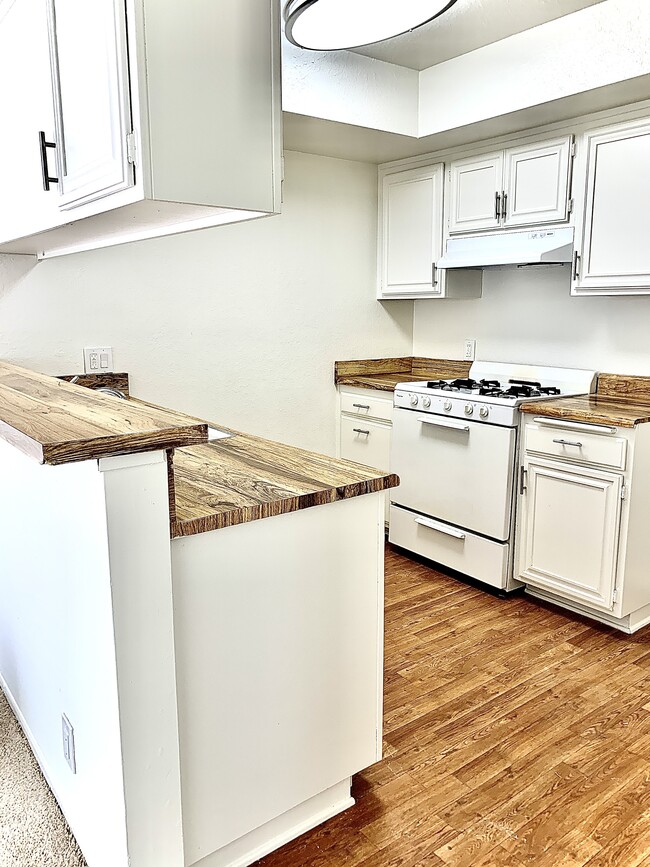 Kitchen - Whitsett Apartments