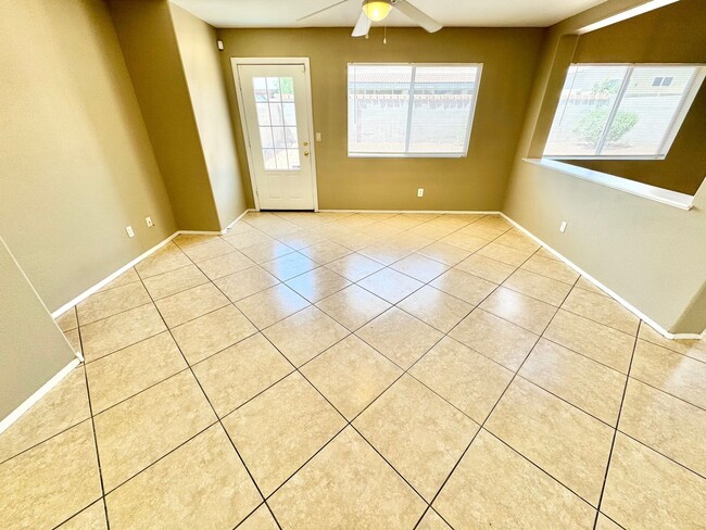 Building Photo - STUNNING TWO STORY 4 BEDROOMS 3 BATHROOMS ...