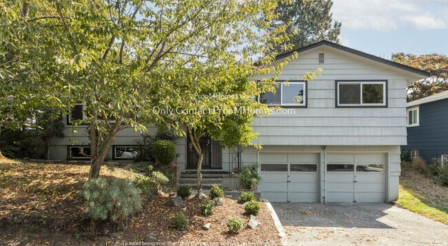 Building Photo - Convenient Home with Attached Garage and A...