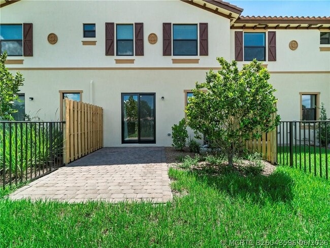 Building Photo - 13056 Anthorne Ln